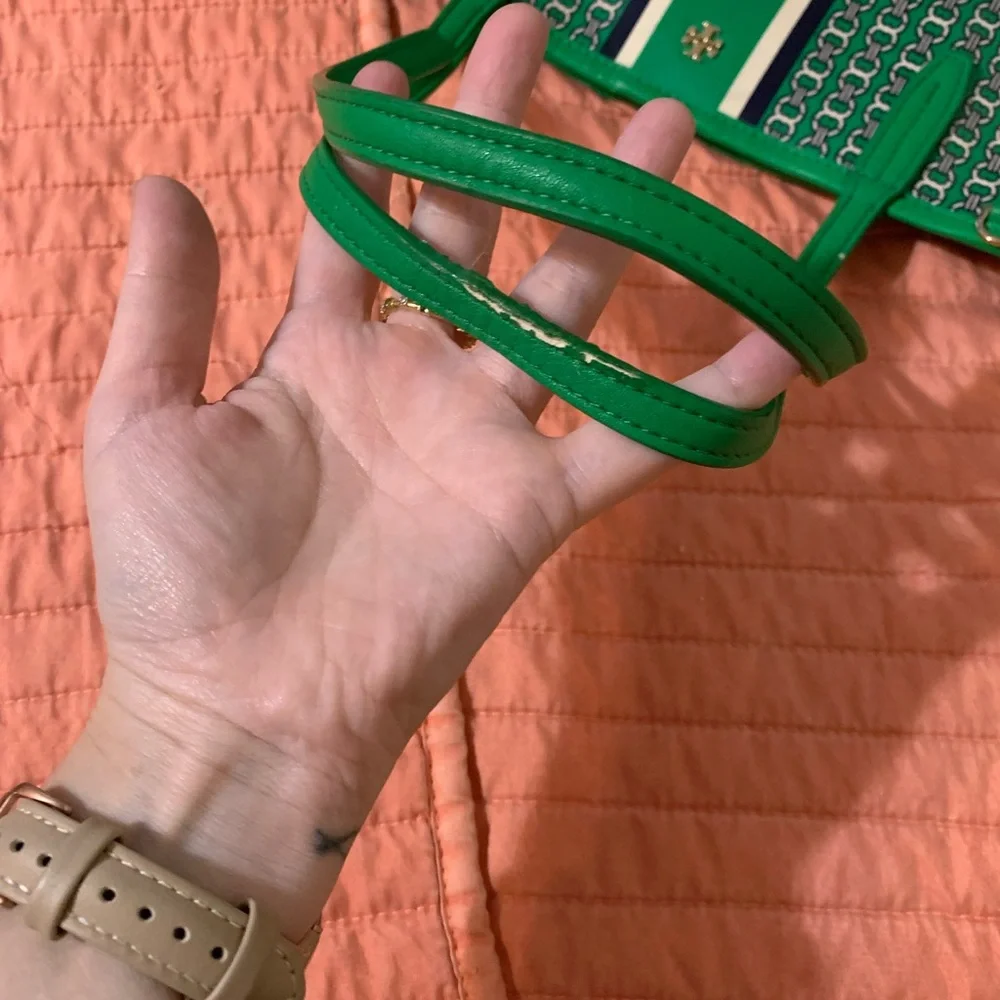 Tory Burch tote - Picture 3 of 7